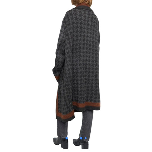 Max Studio Women's Black and Gray Houndstooth Sweater Coat Sz M/ L - Picture 3 of 11